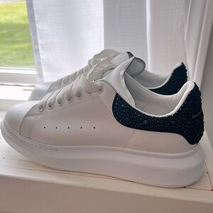 BIG PRICE CUT! 
Alexander McQUEEN Sneakers